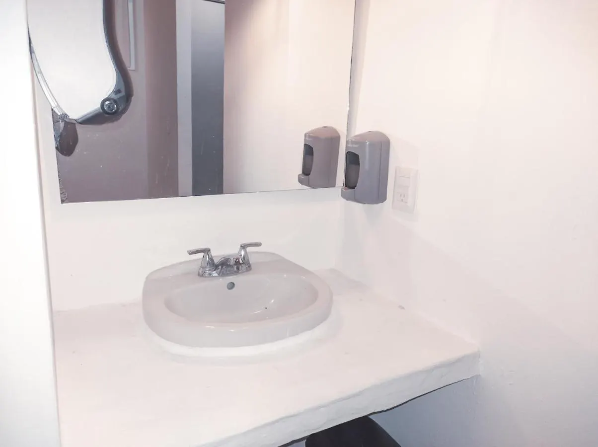 Lezzoto Hostel Boutique 2,5 Playa del Carmen 0*,