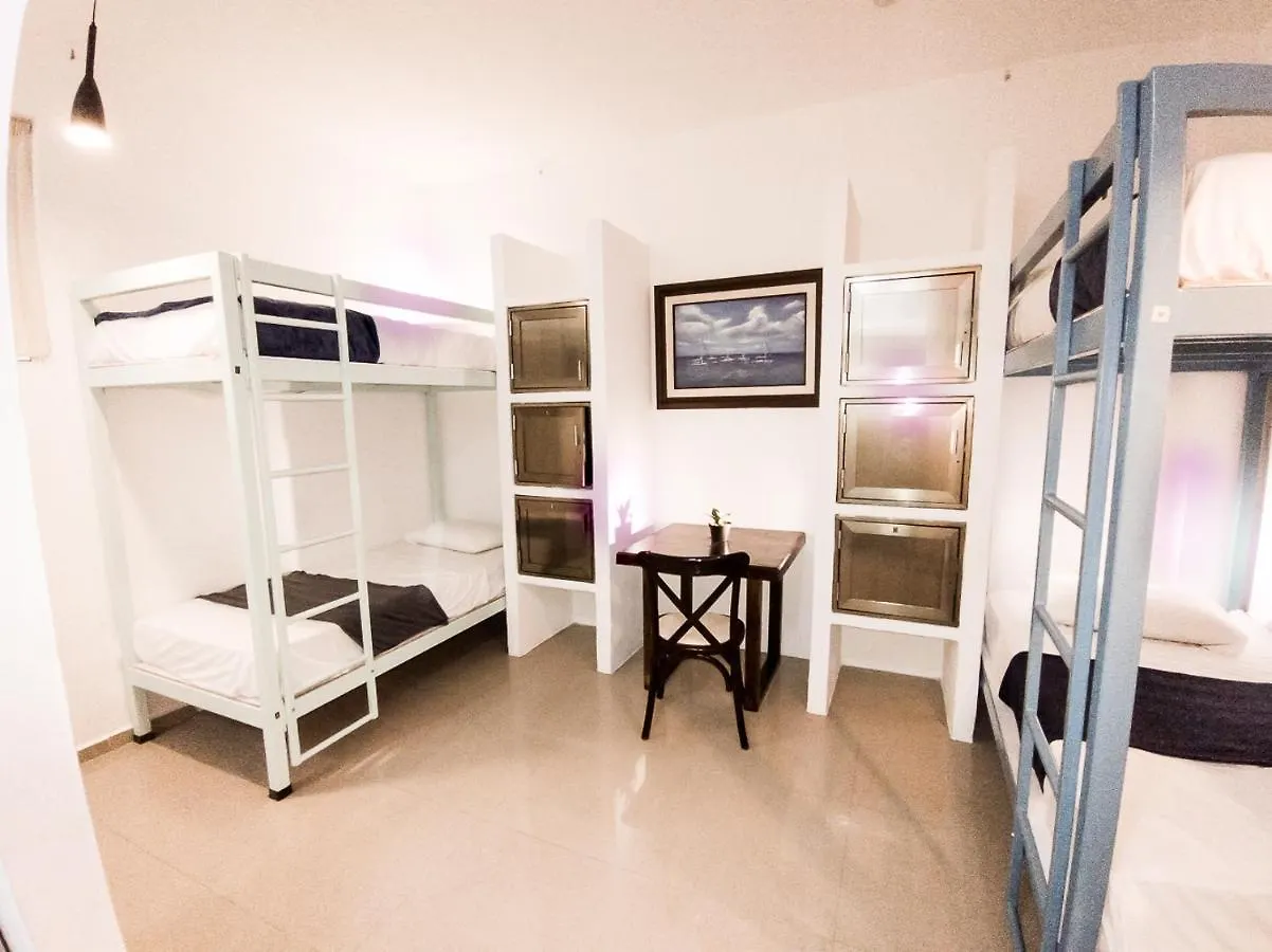 Lezzoto Hostel Boutique 2,5 Playa del Carmen México